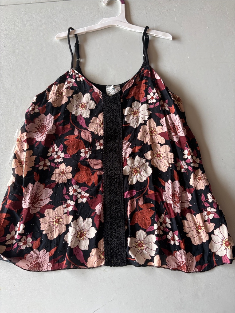 NAIF Black Floral Lace-Front Spaghetti Strap Tank